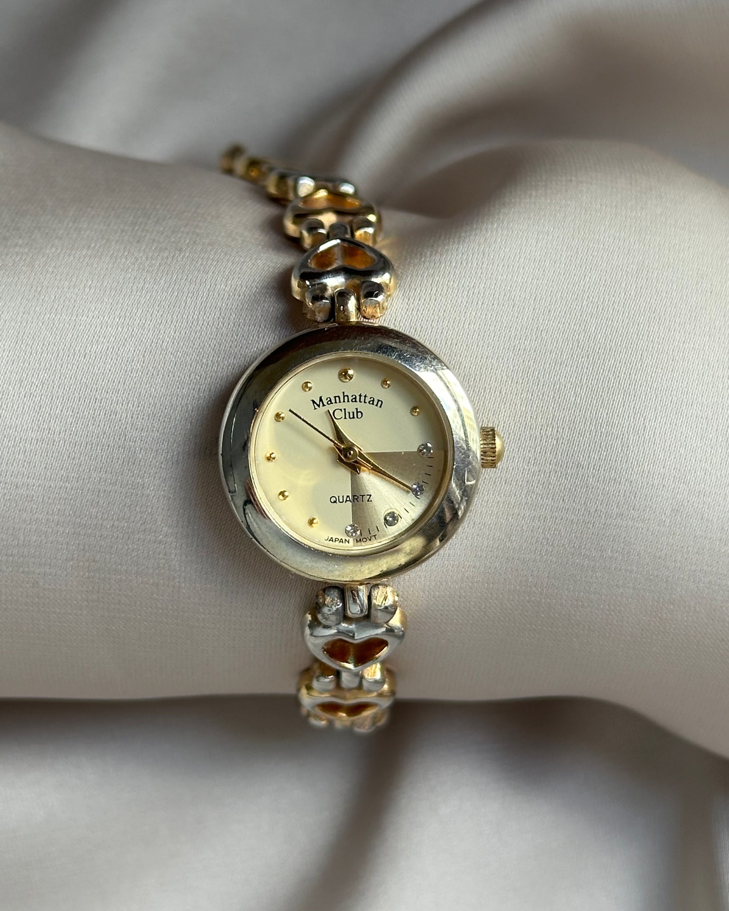 Manhattan Club Heartlink Vintage Watch