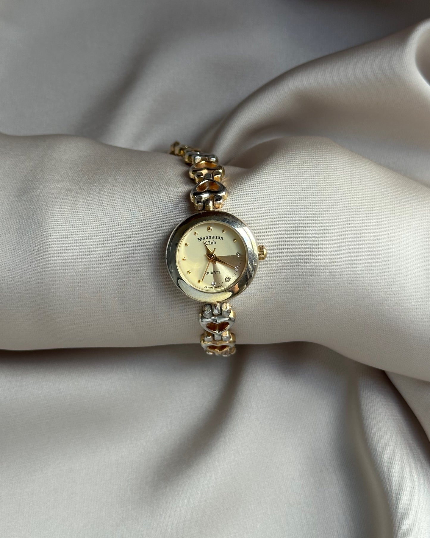 Manhattan Club Heartlink Vintage Watch