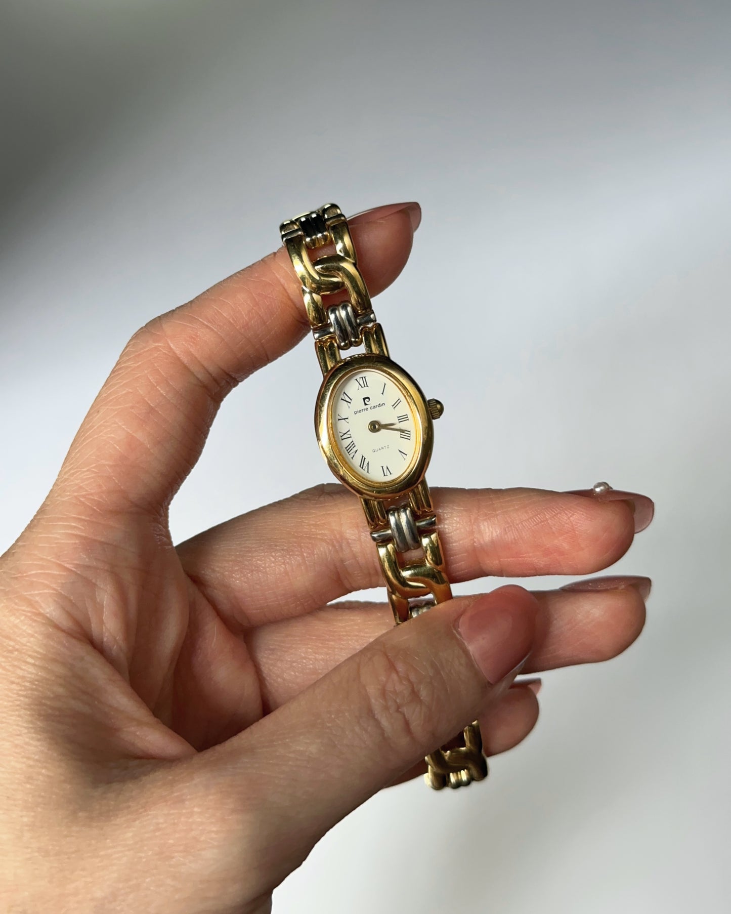 Oval Dual-Tone "Baignoire" Vintage Watch