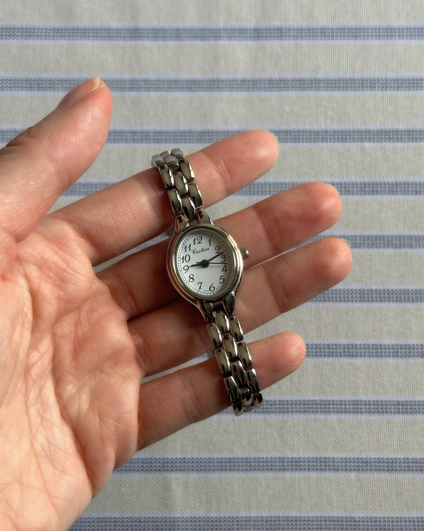 Petite "Baignoire" Oval Bracelet Watch