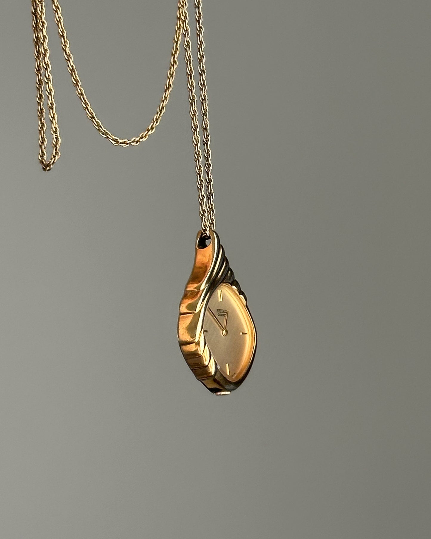 Seiko Teardrop 80s Pendant Watch