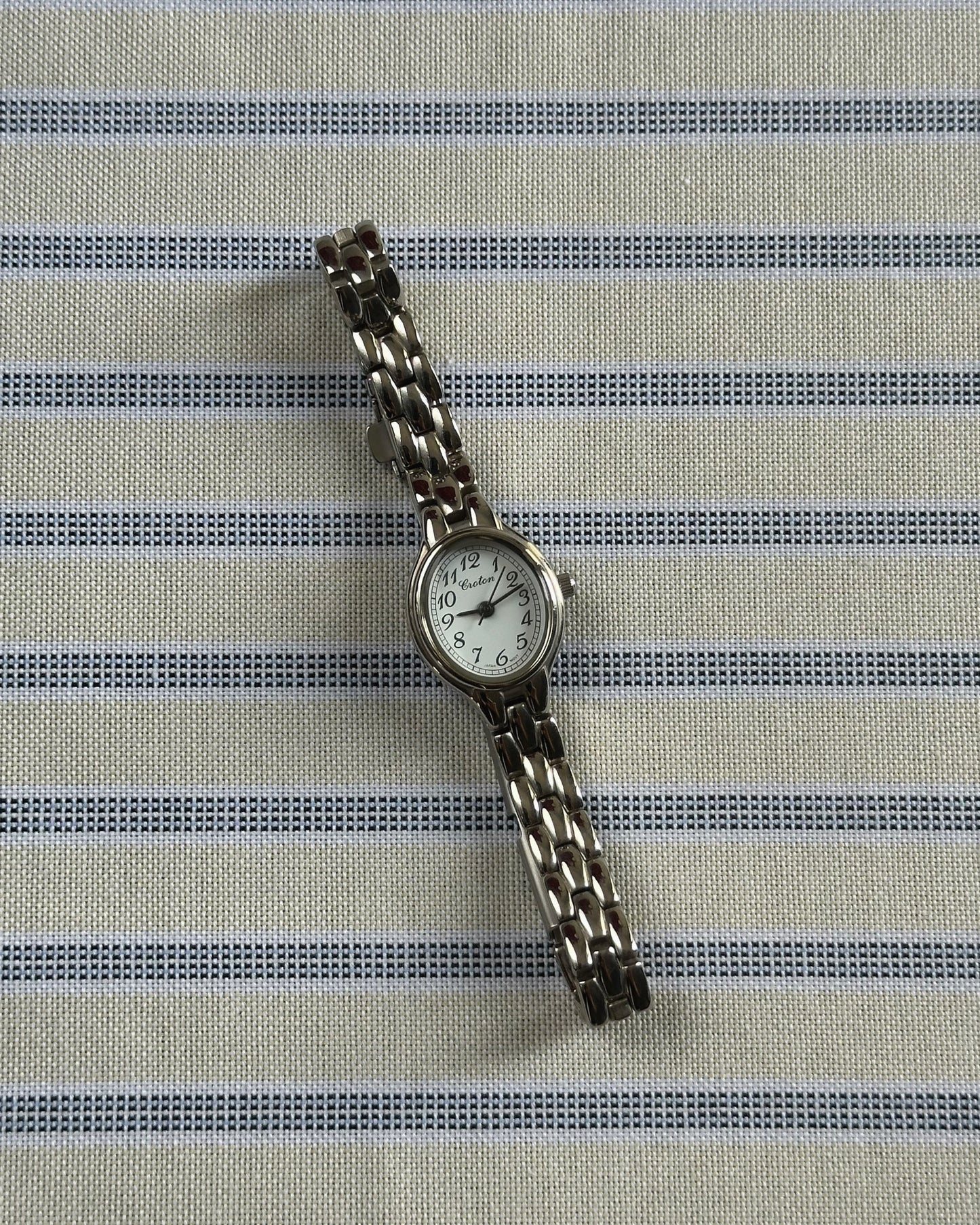 Petite "Baignoire" Oval Bracelet Watch