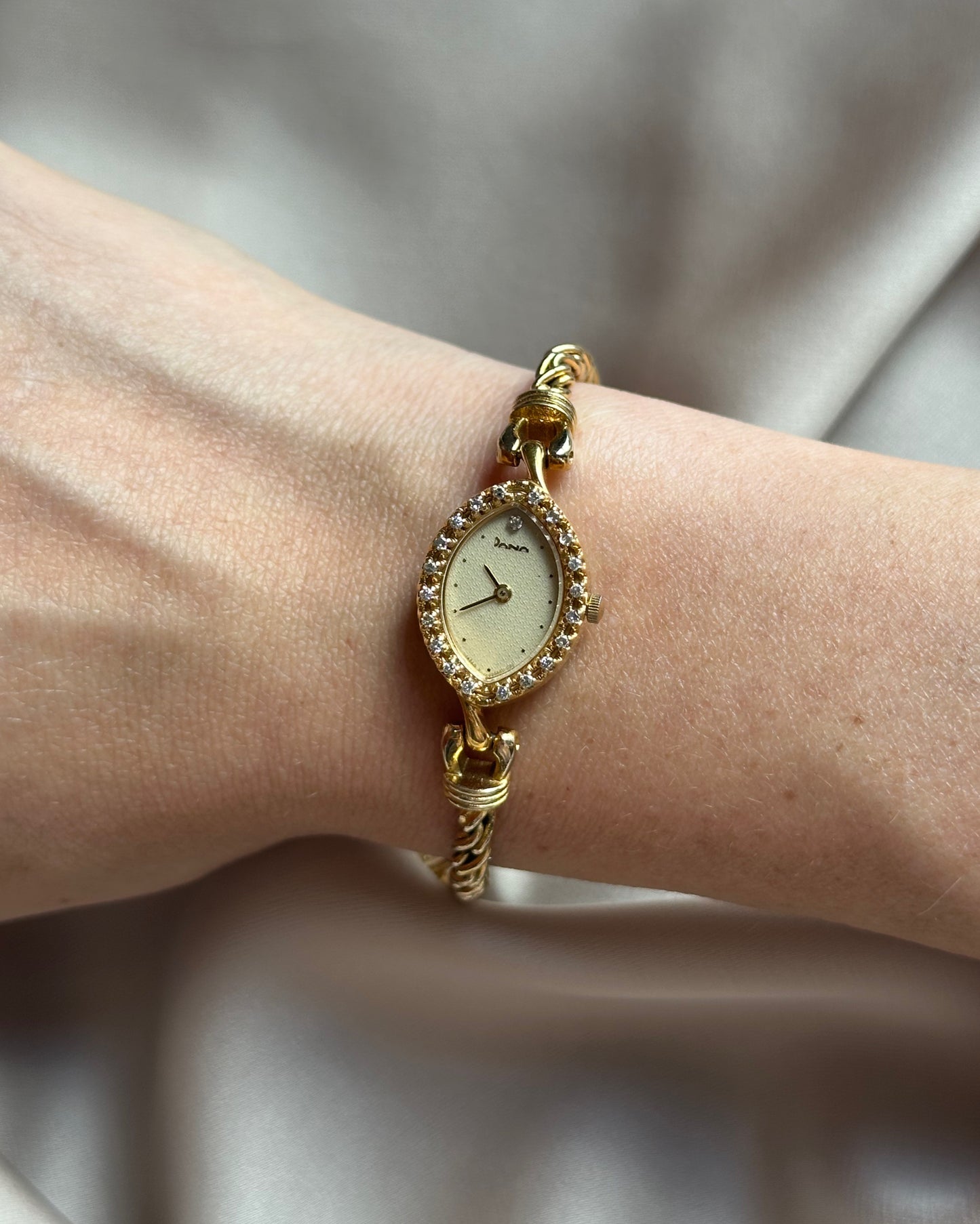 Super Petite Marquise Diamondette Watch