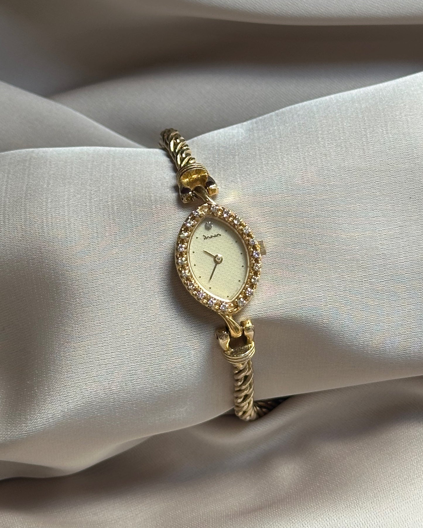 Super Petite Marquise Diamondette Watch