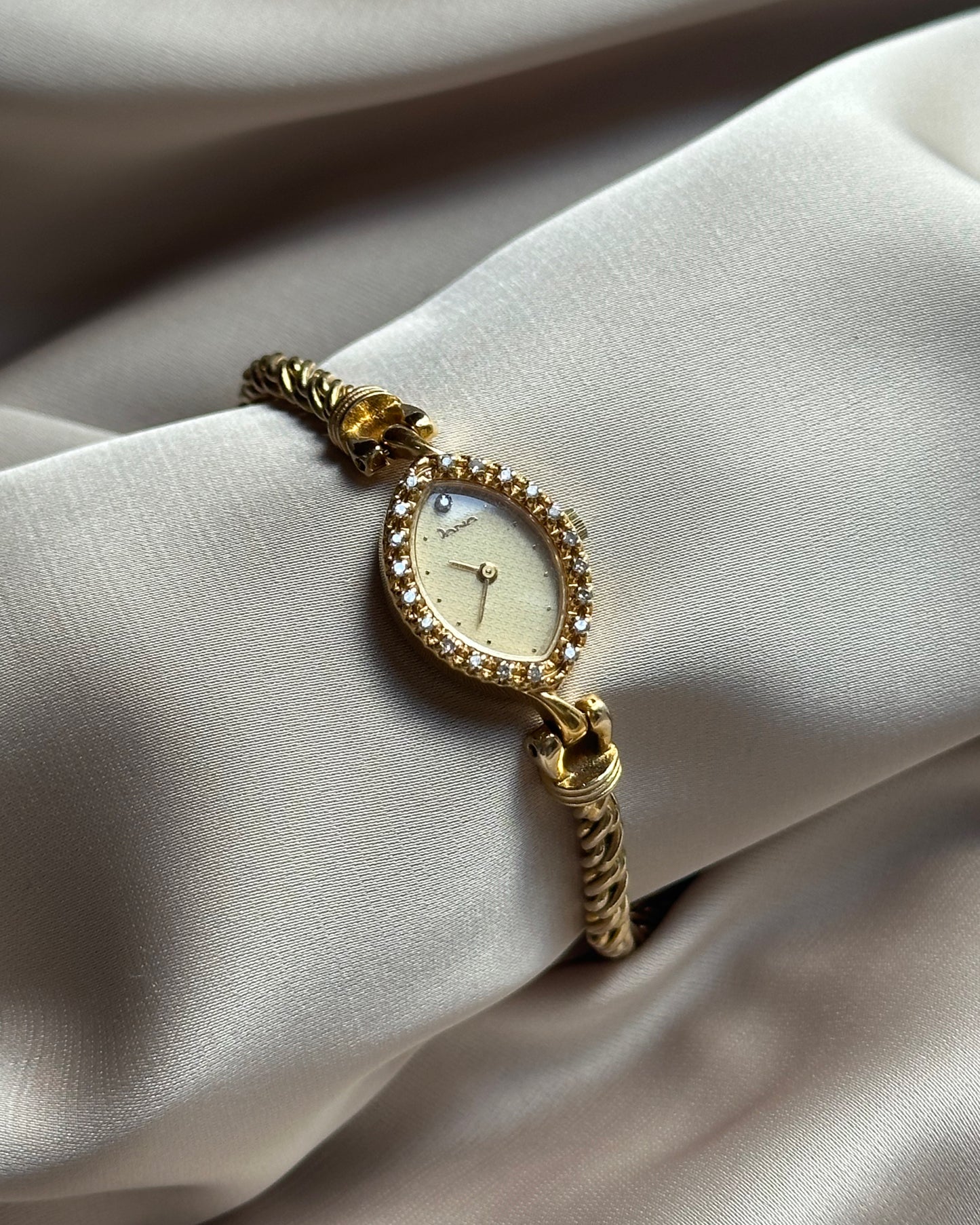 Super Petite Marquise Diamondette Watch