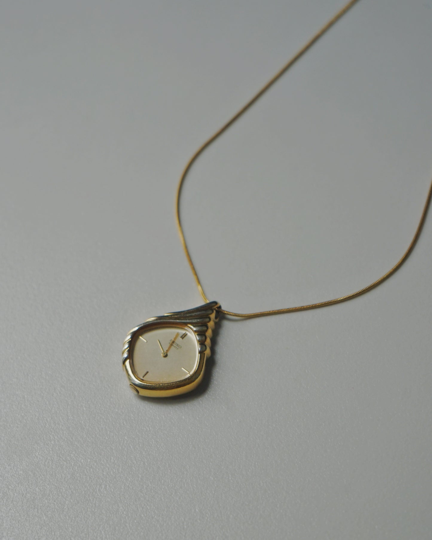 Seiko Teardrop 80s Pendant Watch