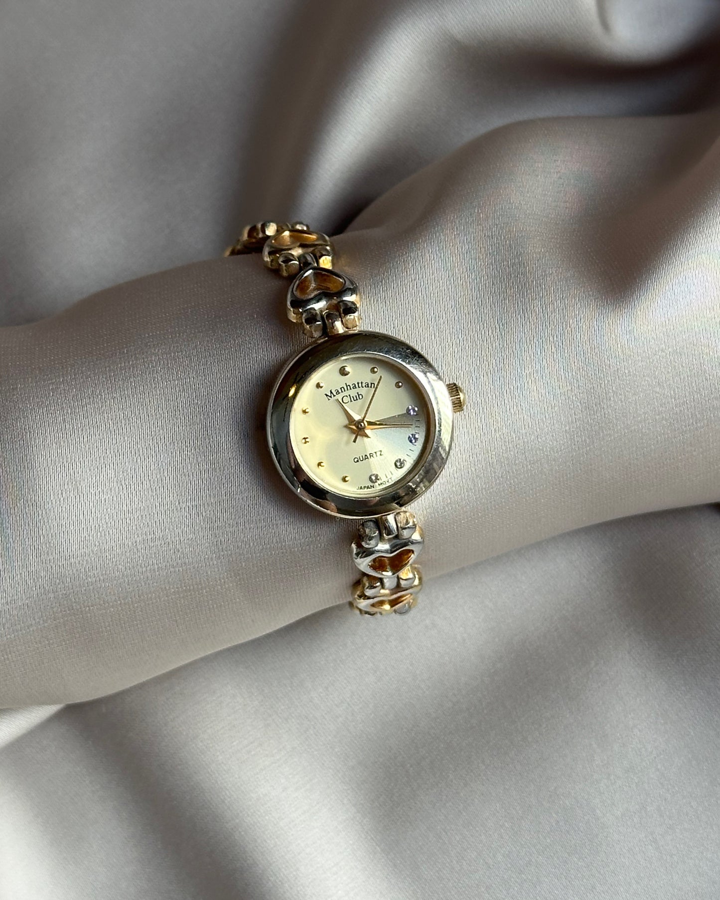 Manhattan Club Heartlink Vintage Watch