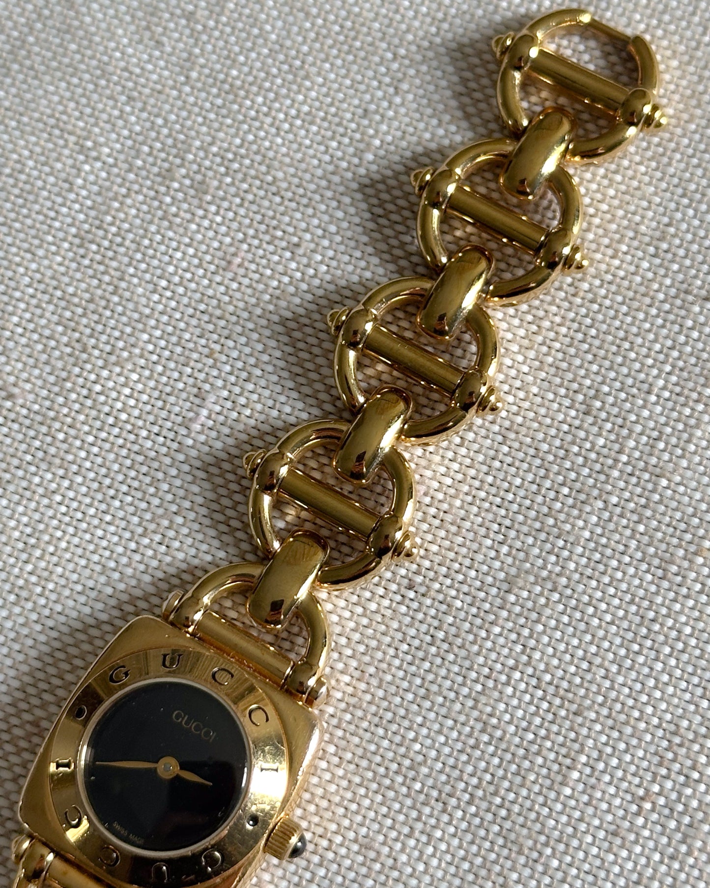 Gucci horsebit link bracelet gold