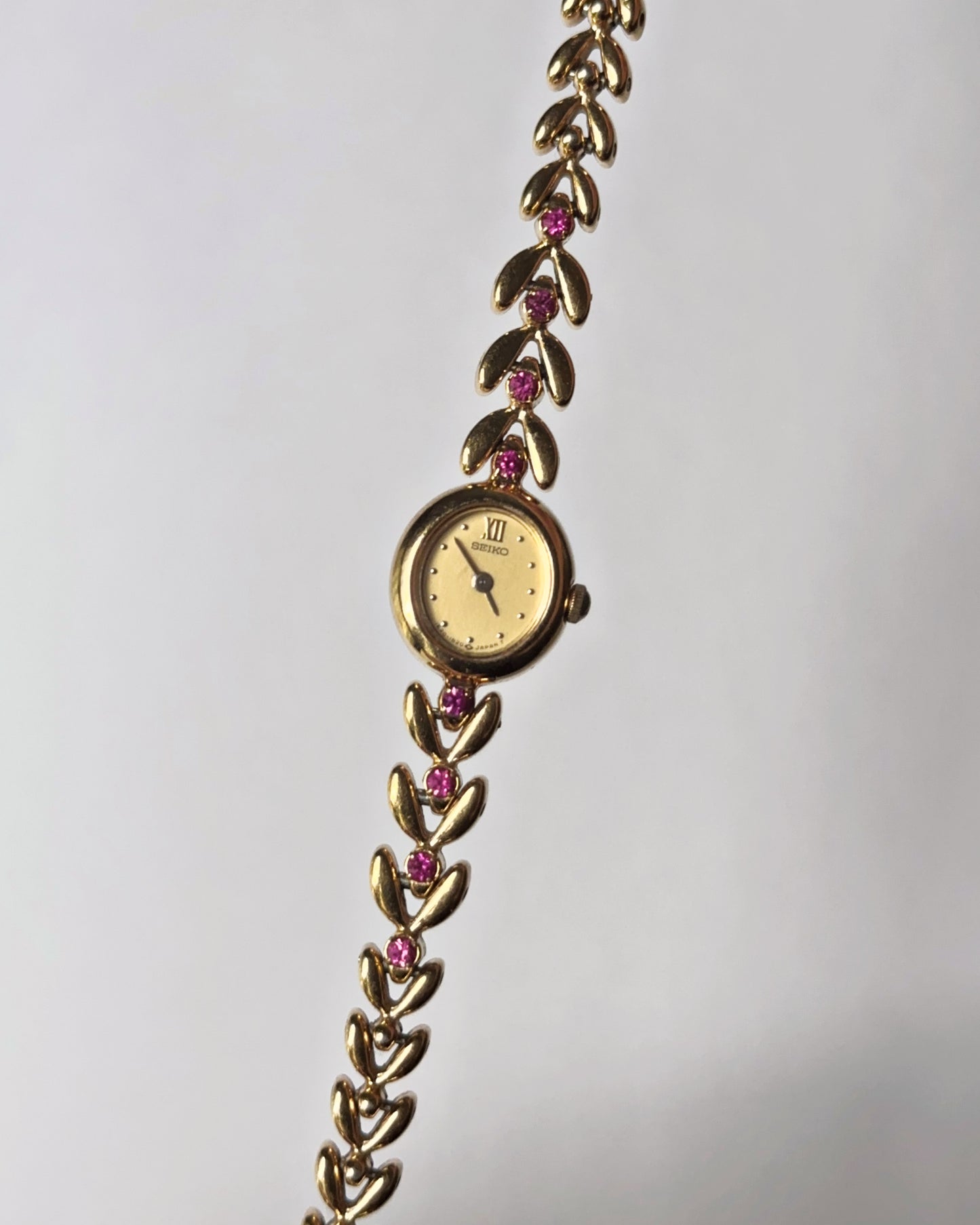 Seiko vintage pink gems watch