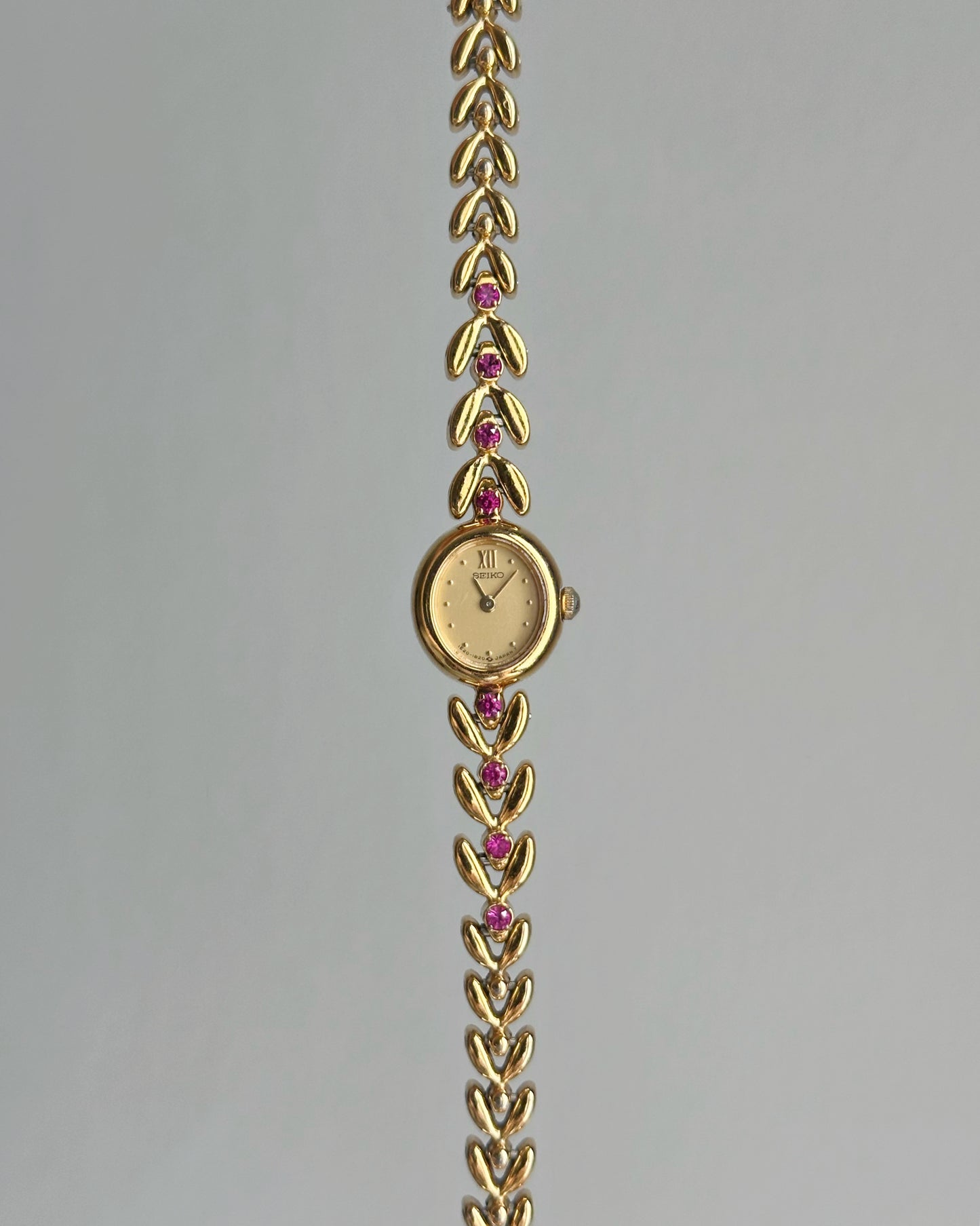 Tiny dial seiko women watch with pink gems