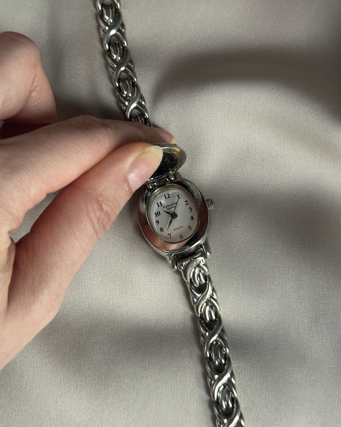 Victorian Peek-a-boo flip watch