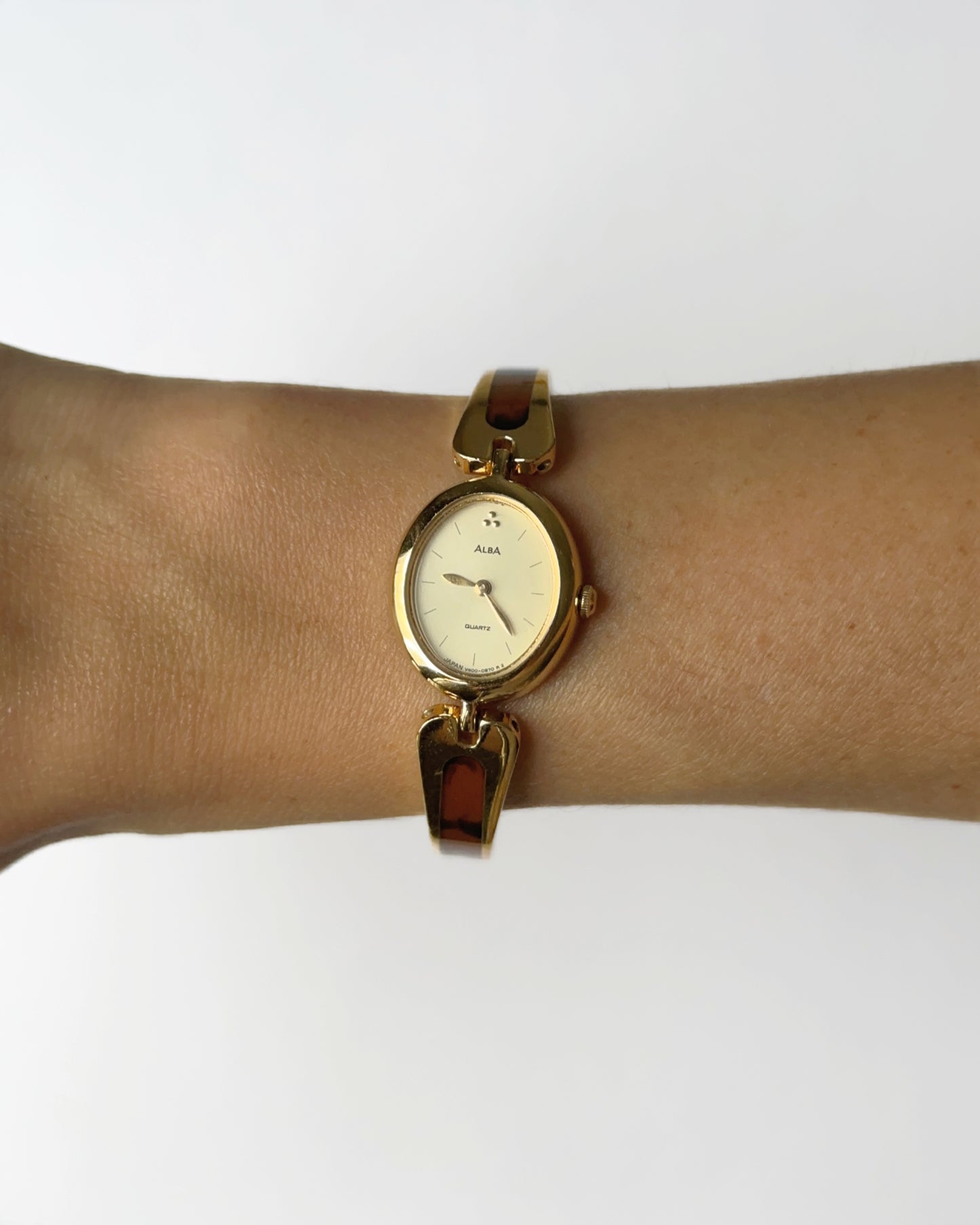 Vintage alba tortoiseshell bangle watch