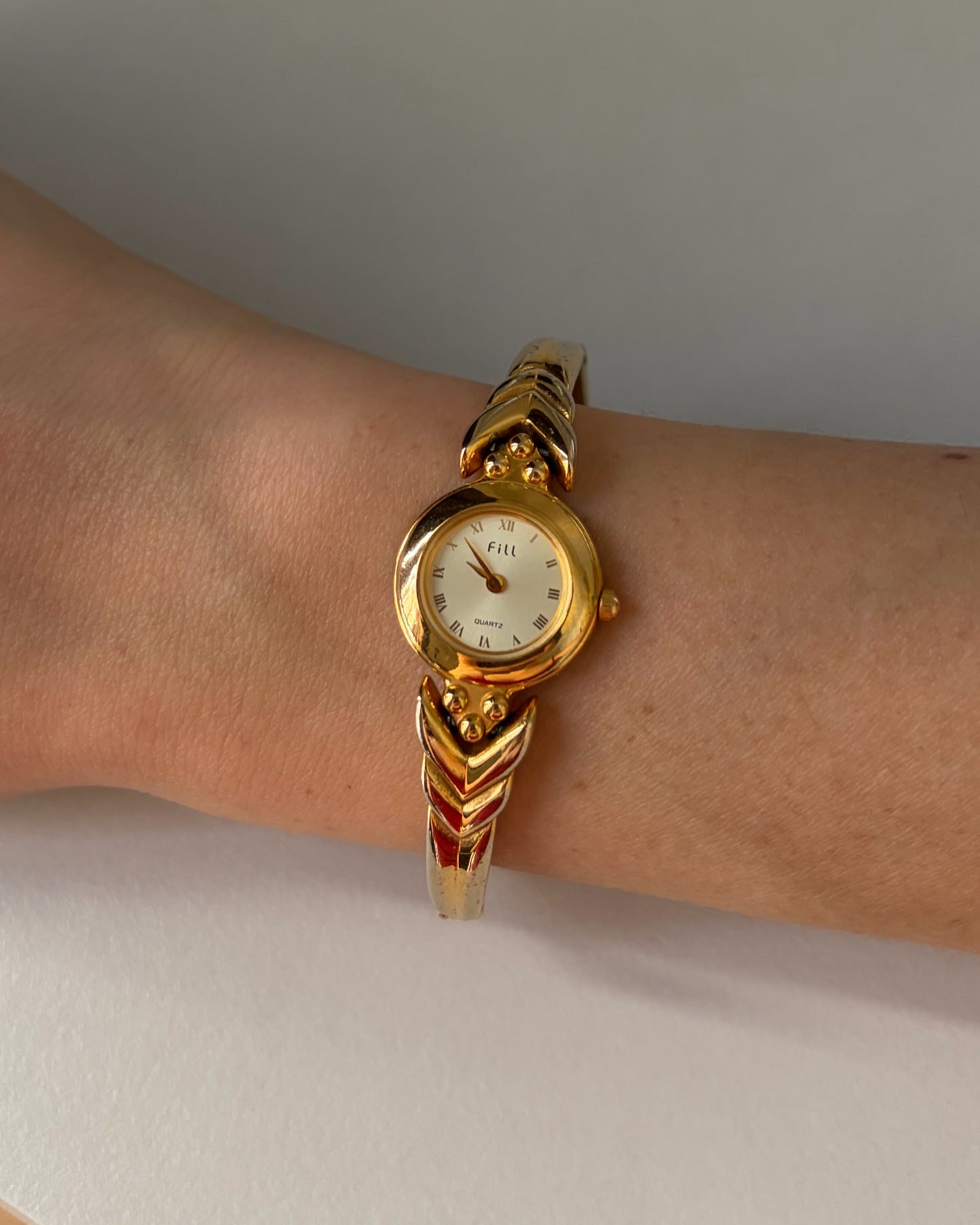 90s Fill Gold Bangle Watch
