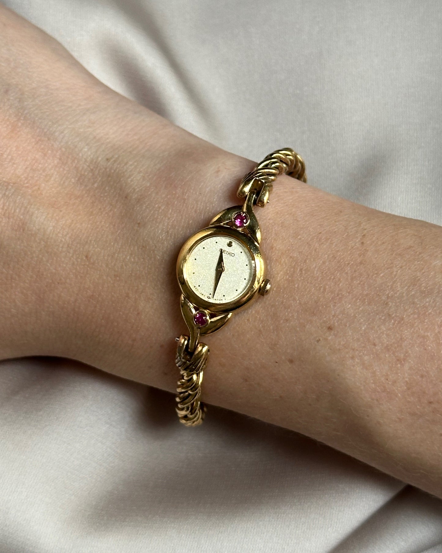 Rare Seiko Tiny Pink Gem Accent Rope Watch