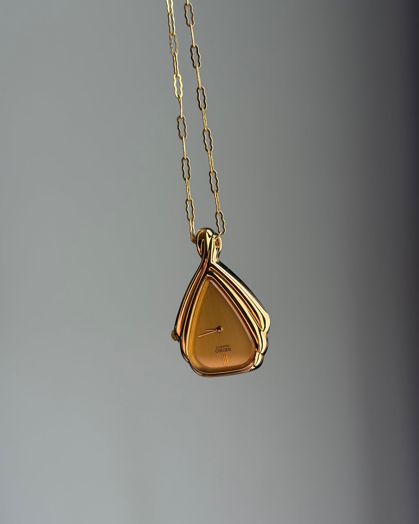 Rare Seiko Draped Teardrop Pendant Watch