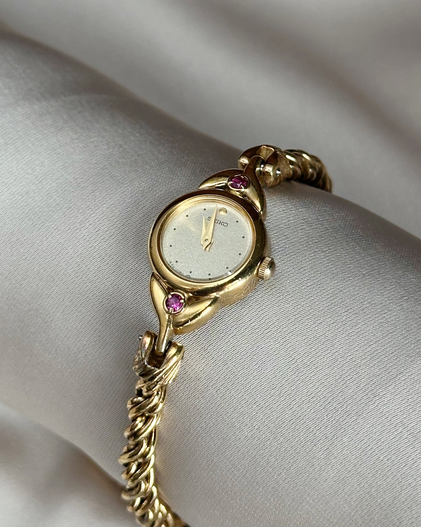 Rare Seiko Tiny Pink Gem Accent Rope Watch