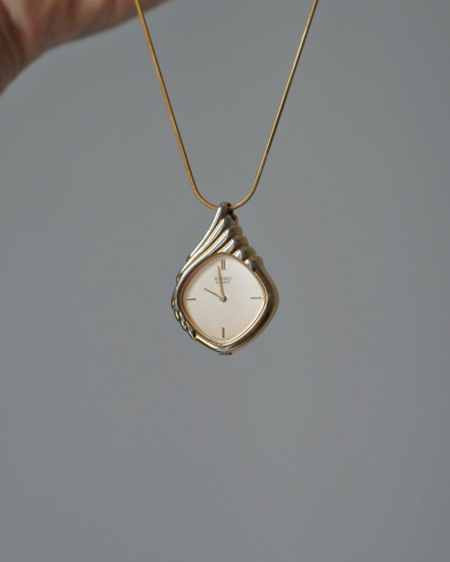 Seiko Teardrop 80s Pendant Watch