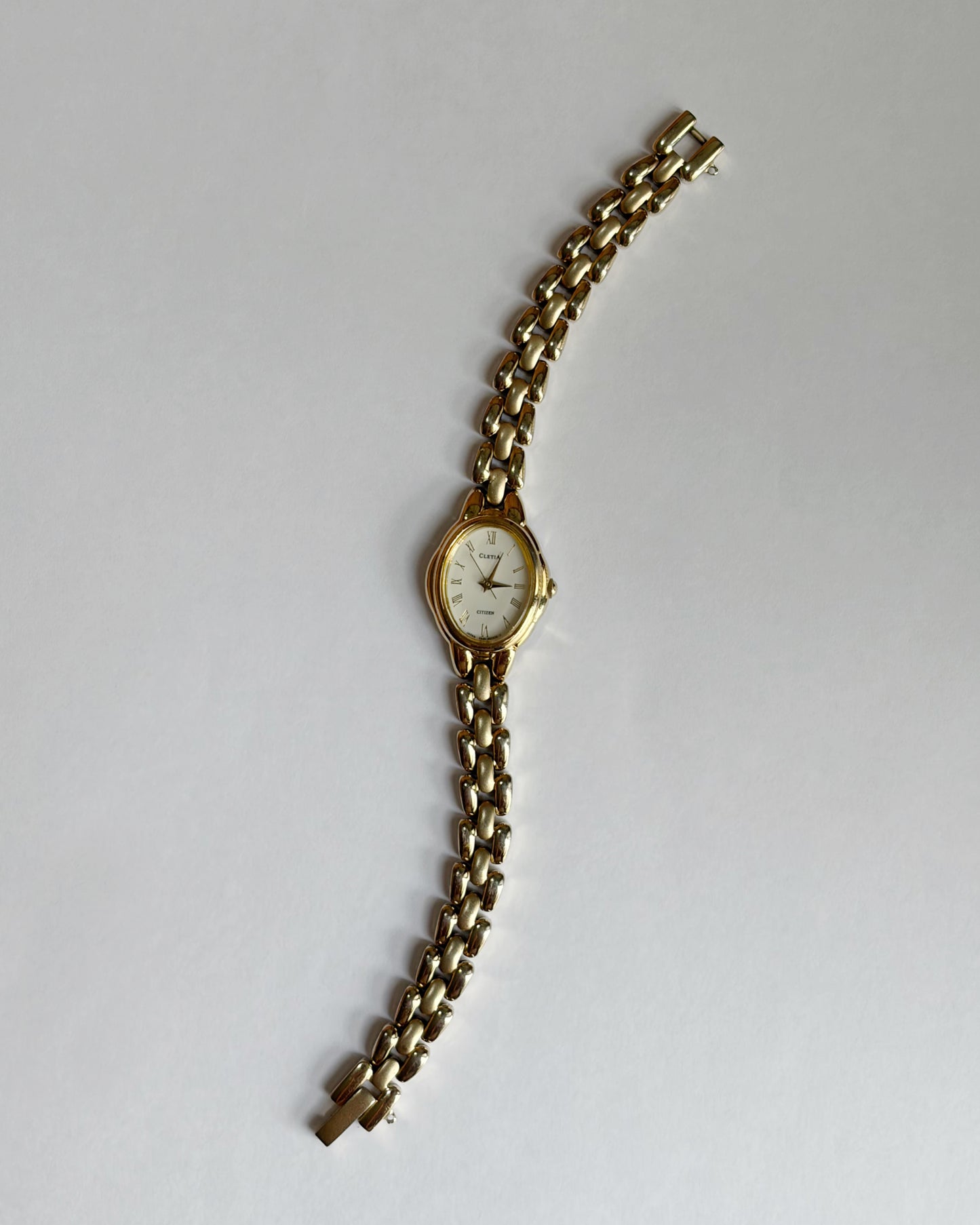 Vintage Roman Dial Light Gold Tone Watch