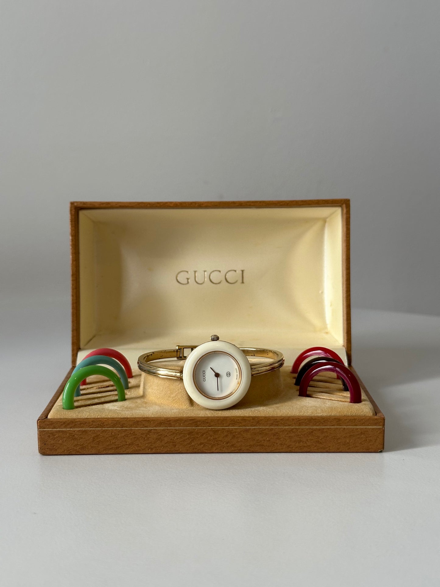 Gucci Interchangeable Bezel Bangle Watch 80s