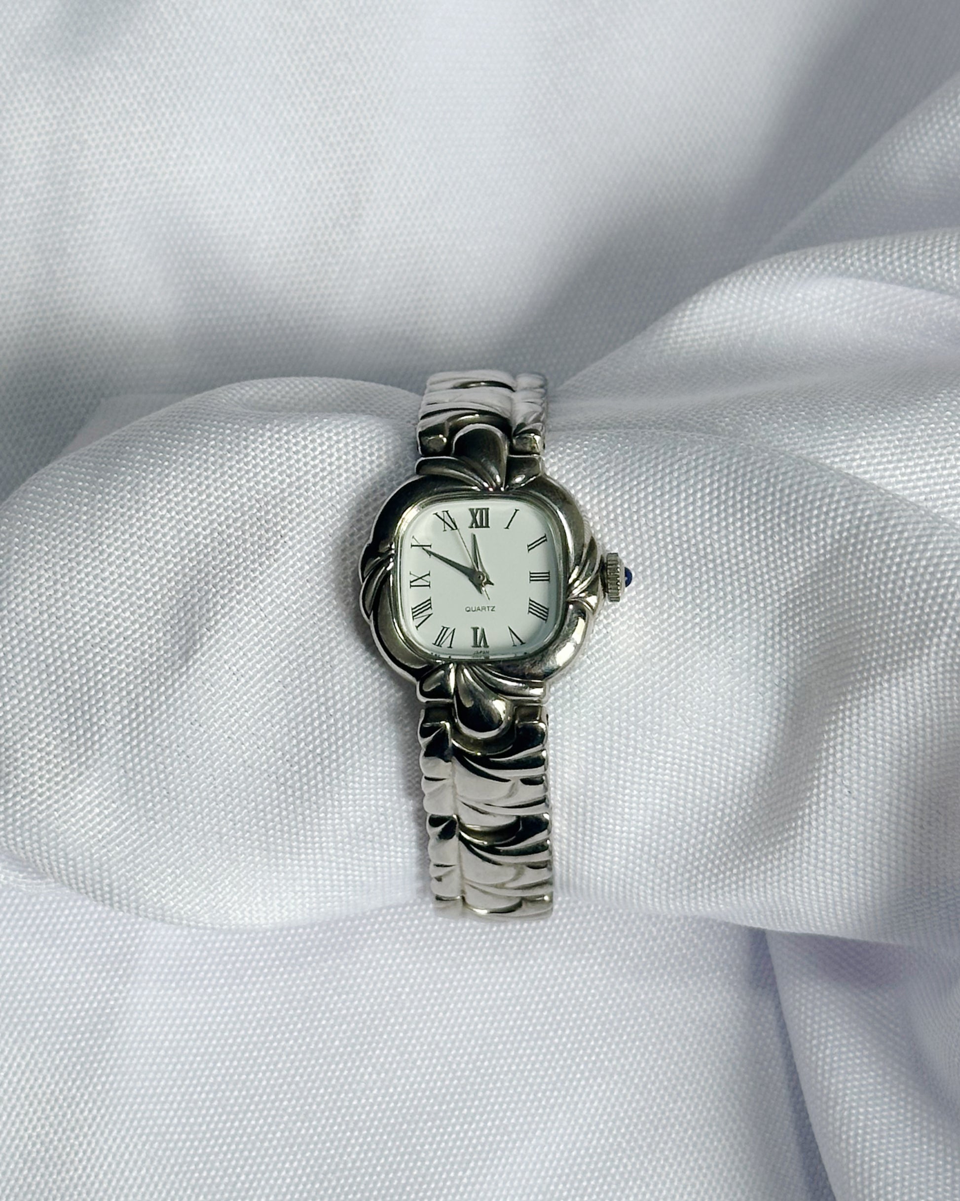 Vintage square tank watch 90s