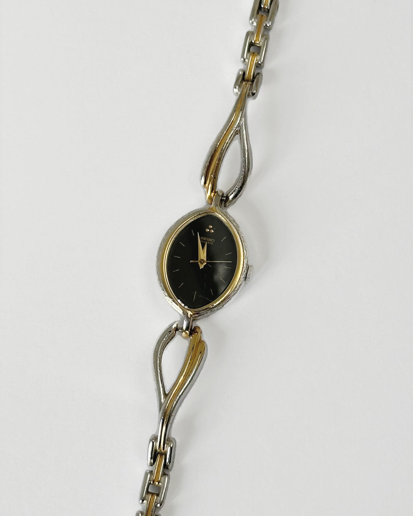 dual tone black dial seiko vintage watch